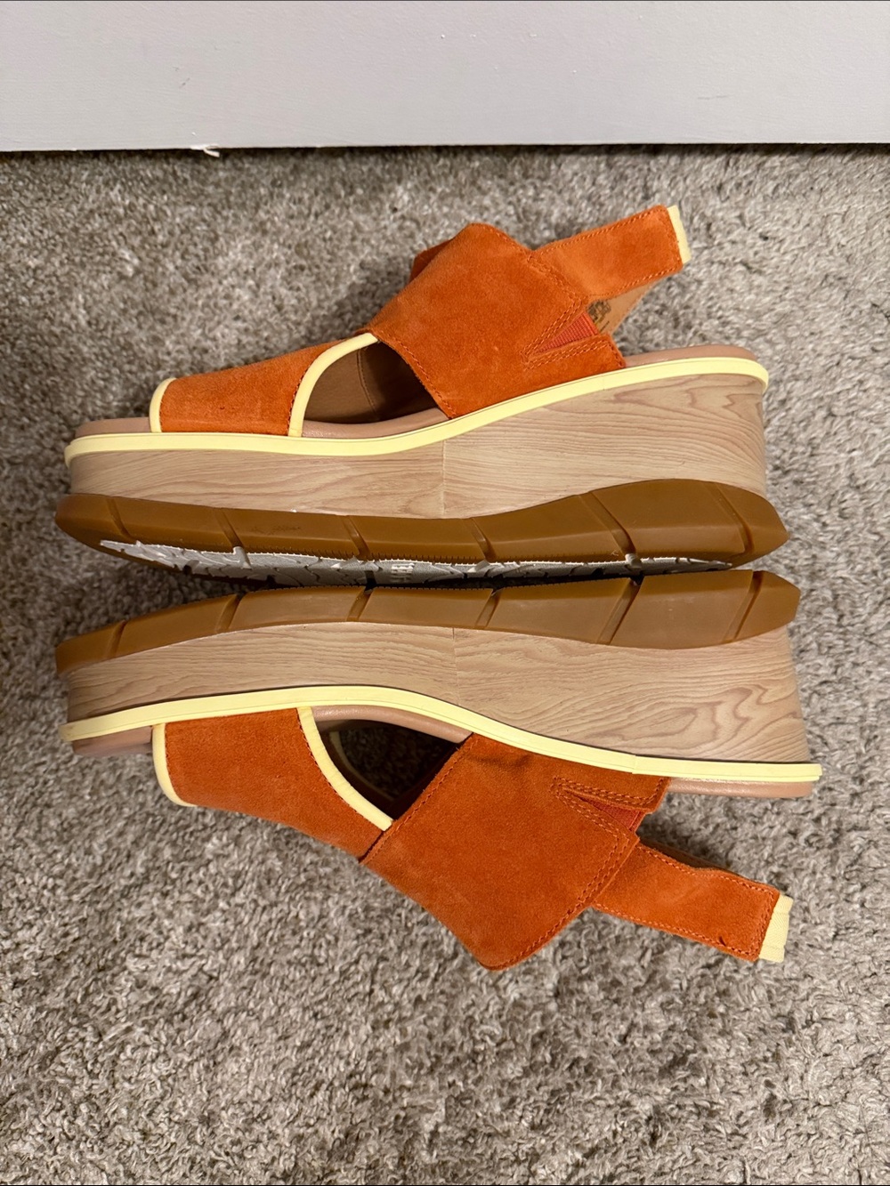Sorel Women's Rust Suede Slingback Sandals with Pale Yellow Trim - Picture 5 of 8